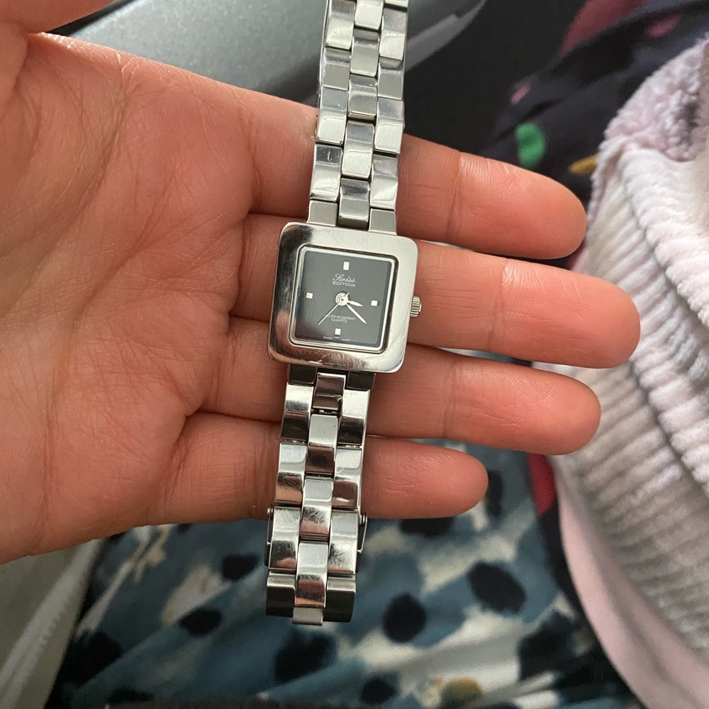Square watch - Picture 2 of 8